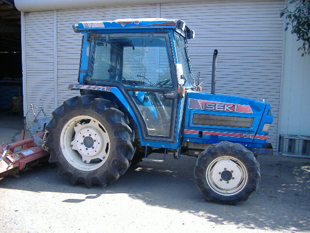 三菱 トラクター MT1601D DX NEW マイサン 16馬力 950時間
 4WD/2WDディーゼルエンジン ワンオーナー 三菱トラクターNewマイサン MT1601D 16馬力 実働 1337時間 ワン