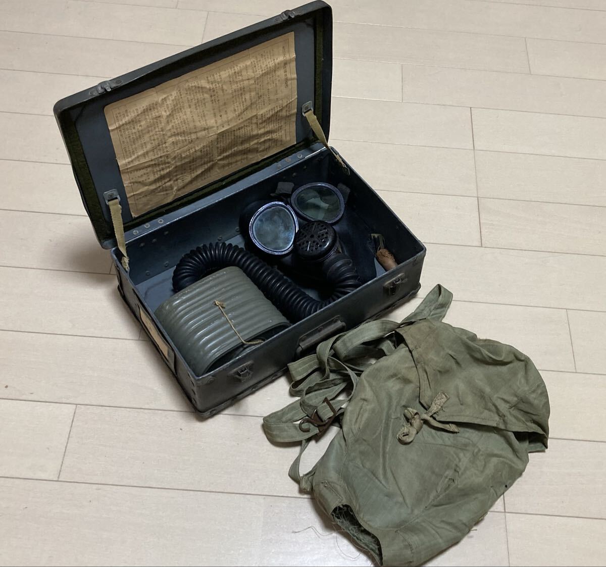 z32 初出し 貴重 日本海軍 九三式三号防毒面 瓦斯マスク ガスマスク 空