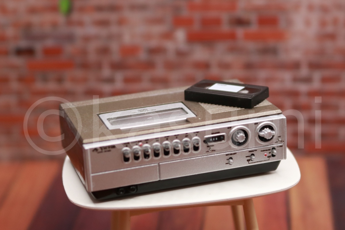 ☆当時物 昭和57 ビクター ビデオカセッター HR－7100 本体
