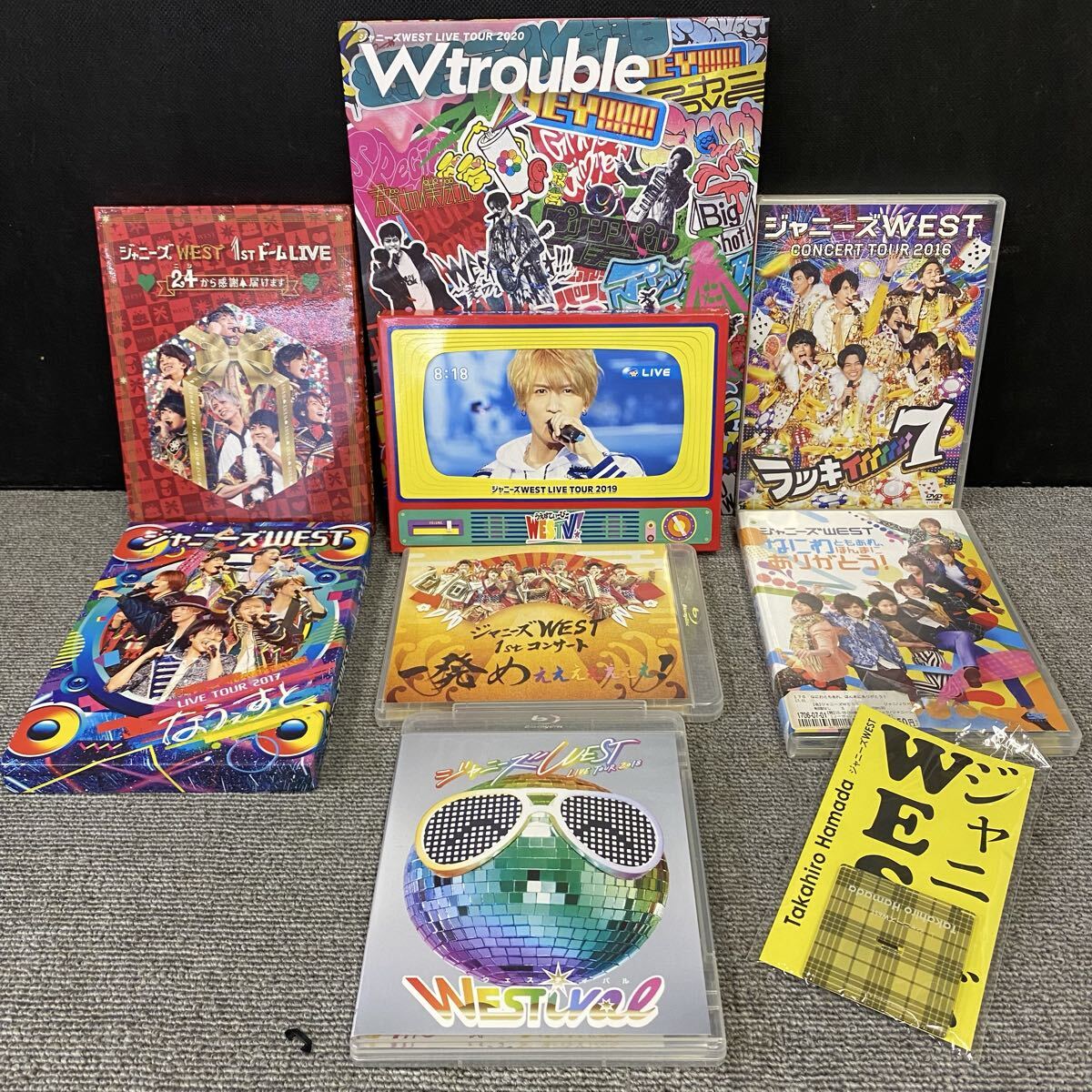 新品】WESTV！ ジャニーズWEST 告知ポスター（B2サイズ）の 