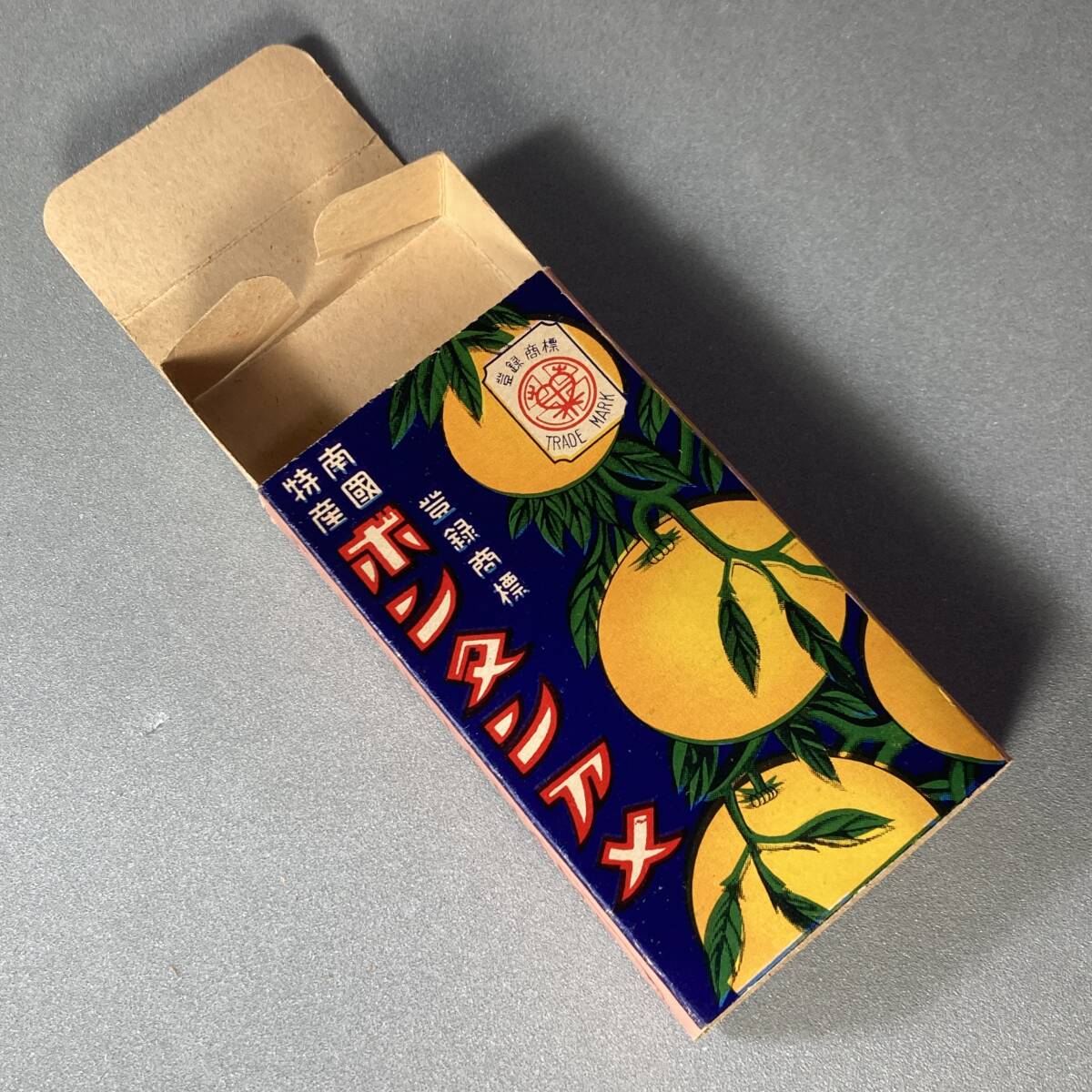 マ*ン様 戦前　お菓子　空箱18点セット　明治　グリコ　ボンタンアメ等　レア　逆 お菓子 空き箱いろいろ ☆ 森永、明治、グリコ、ボンタンアメ 90年代