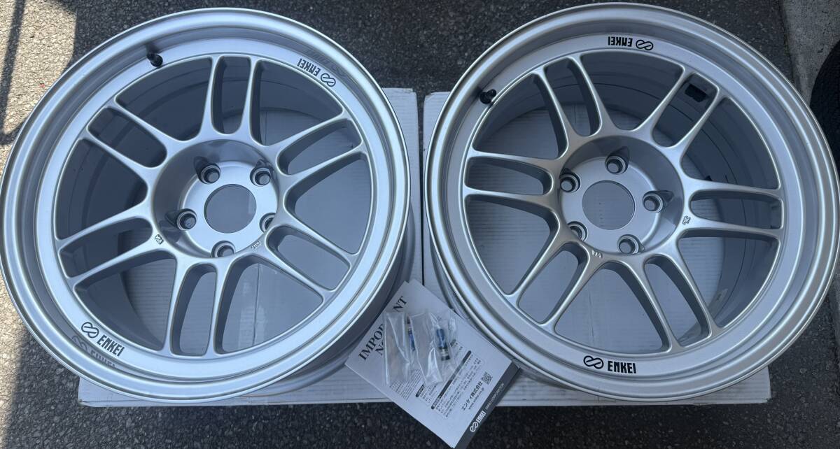 ENKEI PF01/PF01SSセット 17-7J+53 / 9J+60 PCD114.3/5穴 [S2000等に