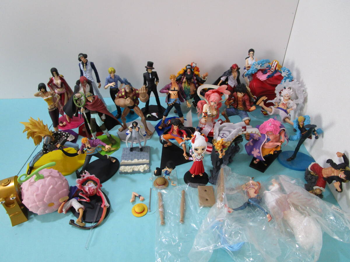 新品】【最安値】アニメワンピース 20周年 記念ナミ ルフィ ブルック