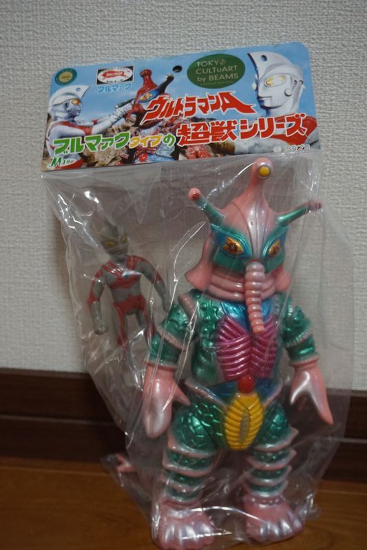 M1号 ガッツ星人 蓄光 BEAMS 限定75個 TOKYO CULTUART by BEAMS(検索用