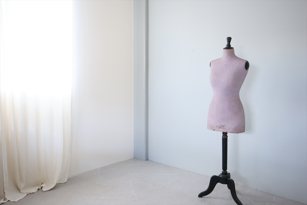 ☆Kぬふ6558 来店限定 什器 Re body 羽衣マネキン トルソー レディース