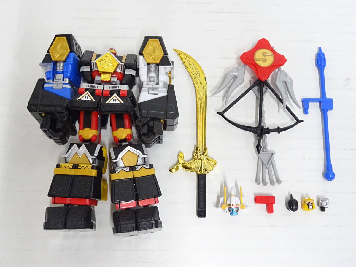 美品　バンダイ　忍者戦隊カクレンジャー　無敵将軍　隠大将軍　ツバサマル　セット 美品☆スーパーミニプラ 無敵将軍 隠大将軍 ツバサマル セット 忍者
