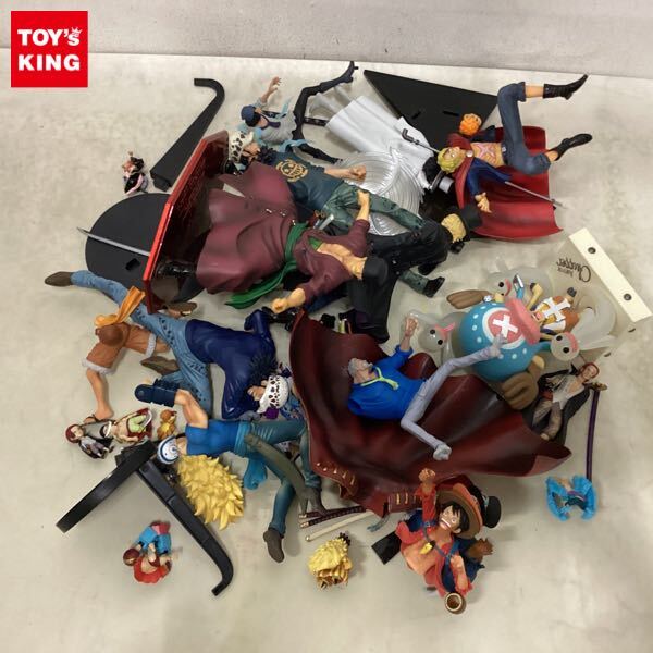 ワンピース フィギュアまとめ売り ルフィ ゾロ トラファルガー・ロー チョッパー 新品】【ワンピース】ONE PIECE☆トラファルガー・ロー☆チョッパー