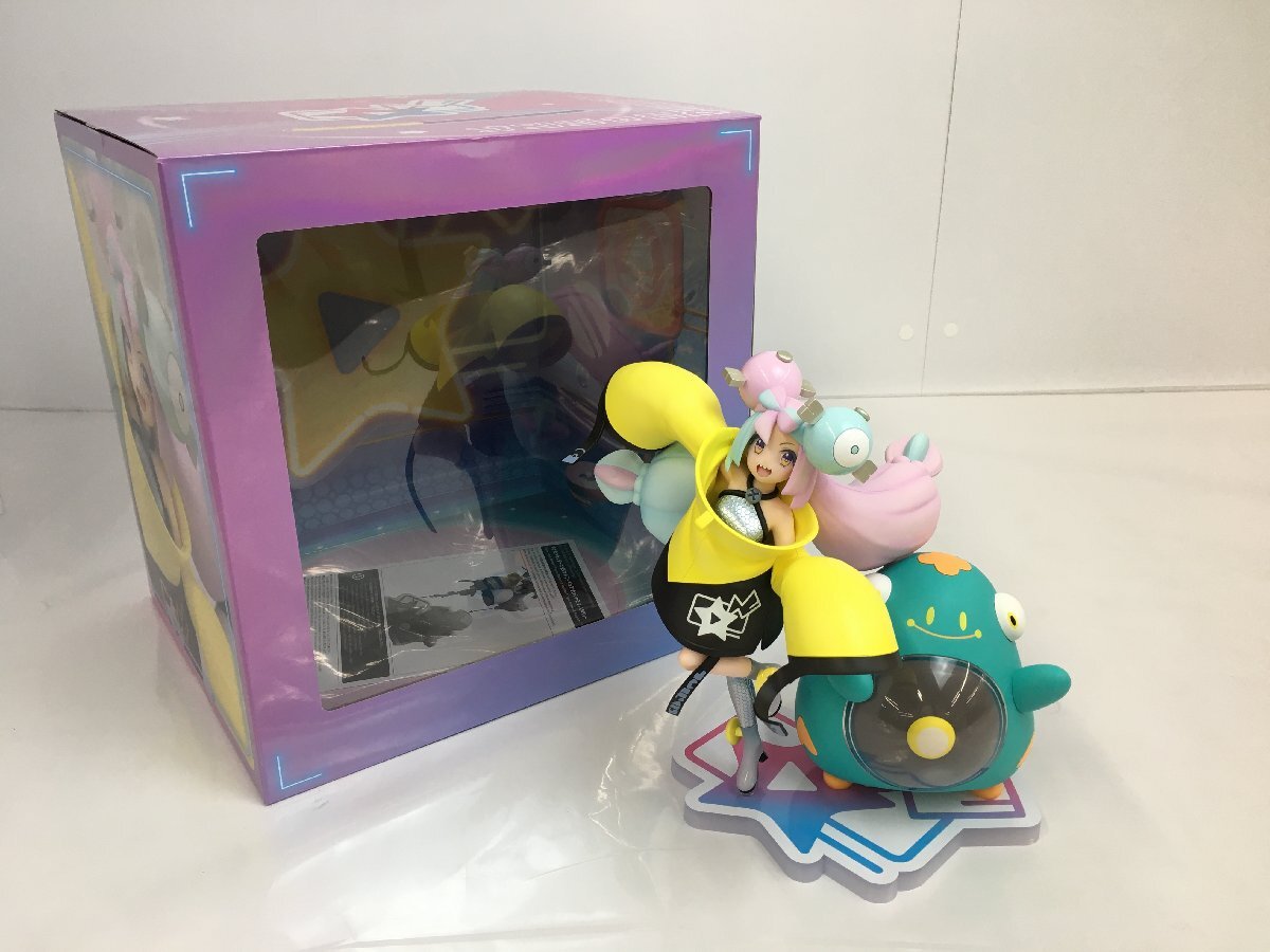 新品】ピカチュウと金のコイキング 貯金箱 陶器 ポケモンセンター