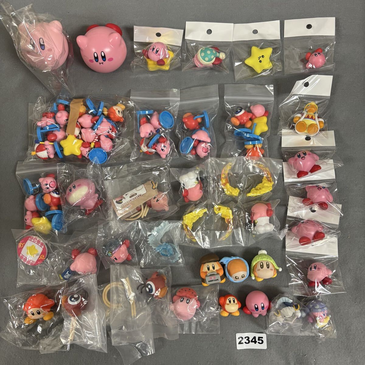 新品】星のカービィ ぷにぷにマスコット 大量8個セット 星型ケース入り