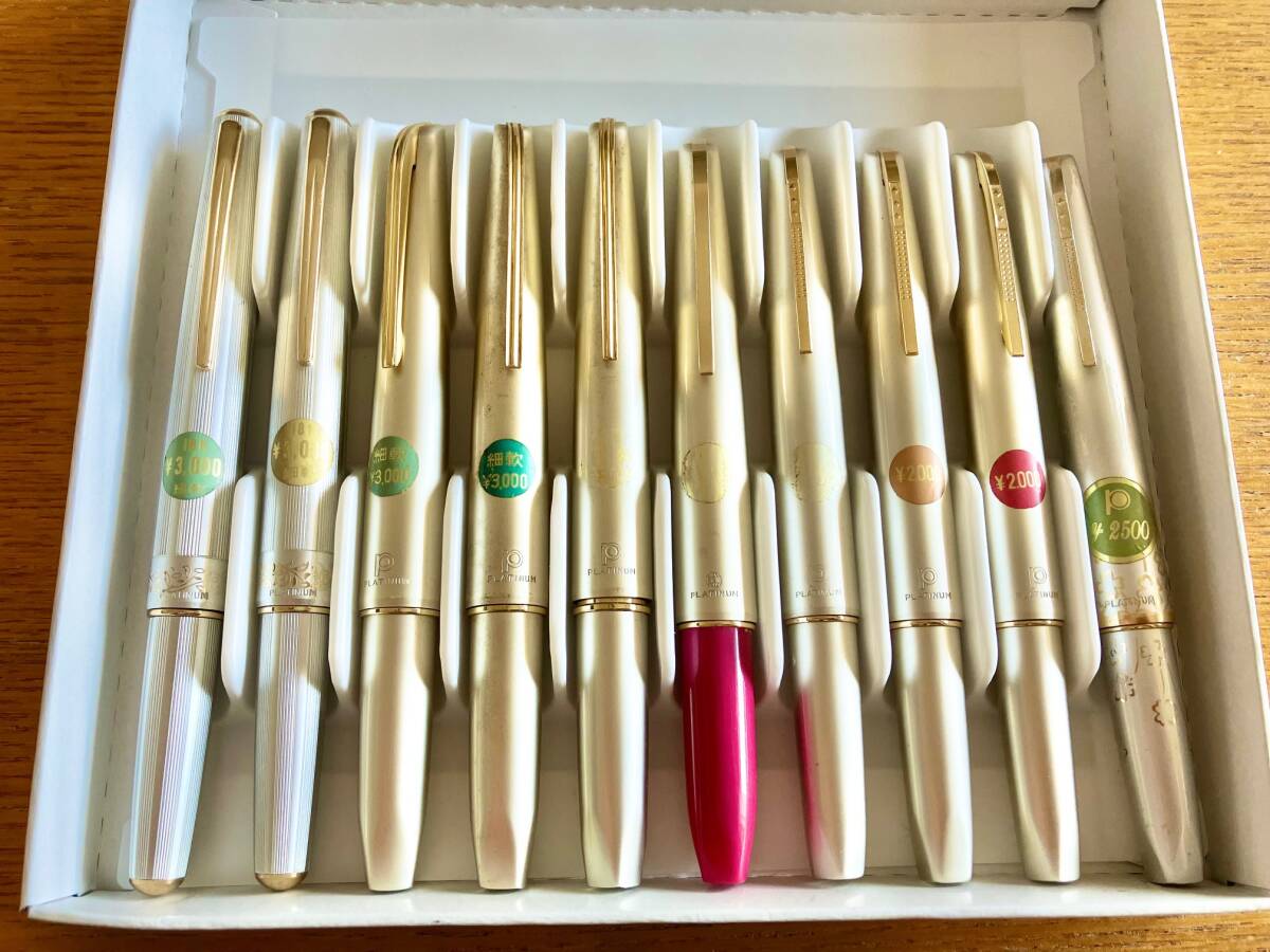 新品】新品未使用 platinumプラチナ 型番不明 ショート軸万年筆 14K