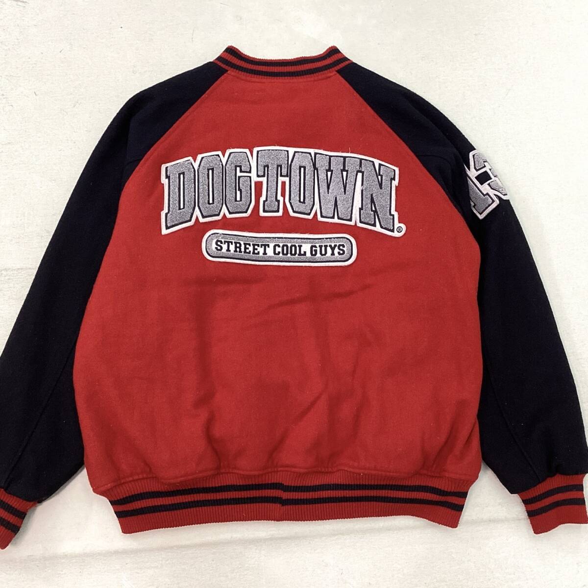 DOG TOWN『THE RED HOT Devil』パーカー プルオーバー ジャージ