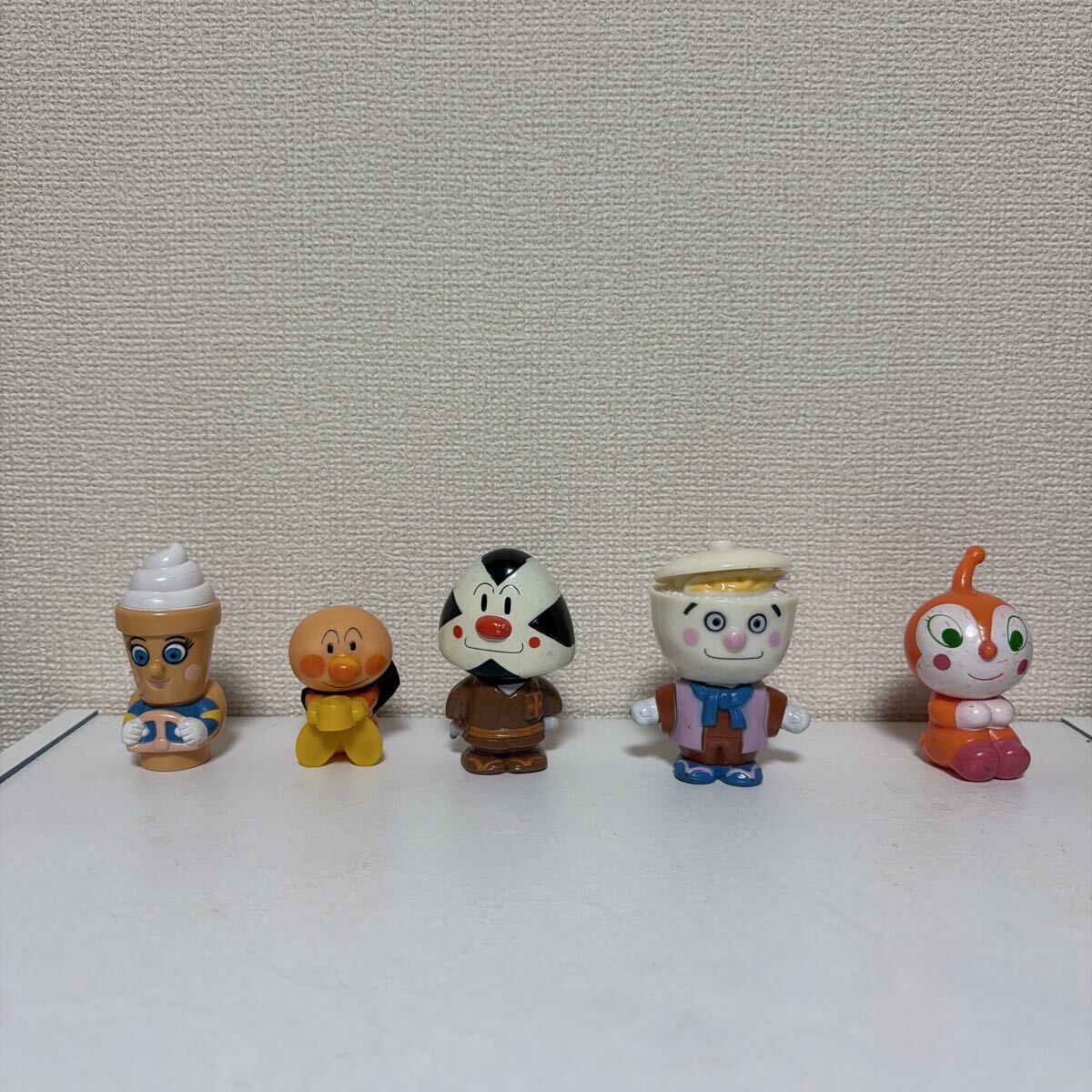 値下げ！け-4アンパンマン バイキンマン てんどんまん おにぎりまん