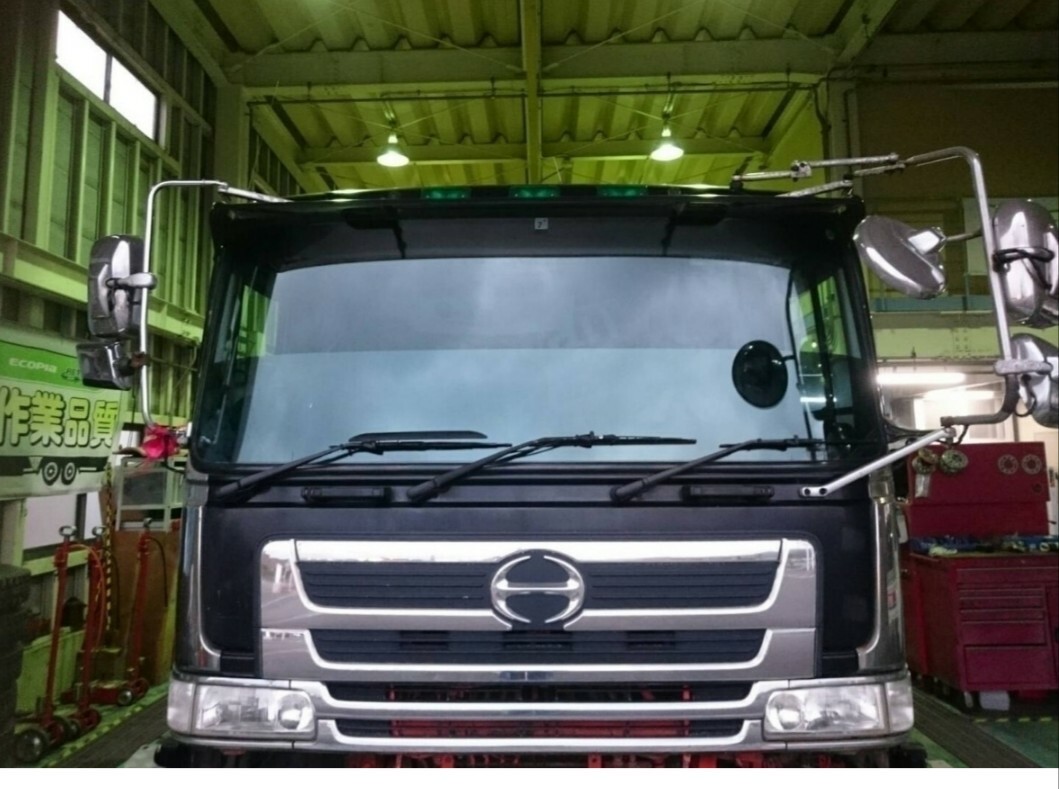 新品】日野 プロフィア フロントスクリーン 耐侯型 50㎝！の落札情報