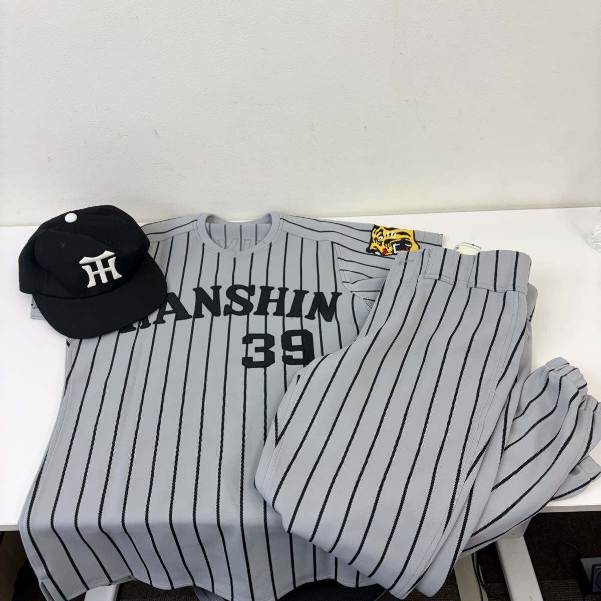 貴重☆阪神☆バース】実使用 阪神タイガース ランディ バース