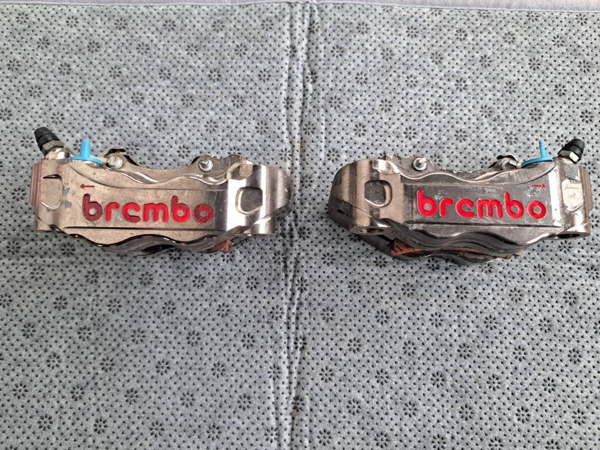 brembo ブレーキキャリパー 2個セット グレー 専用ページ2点セット