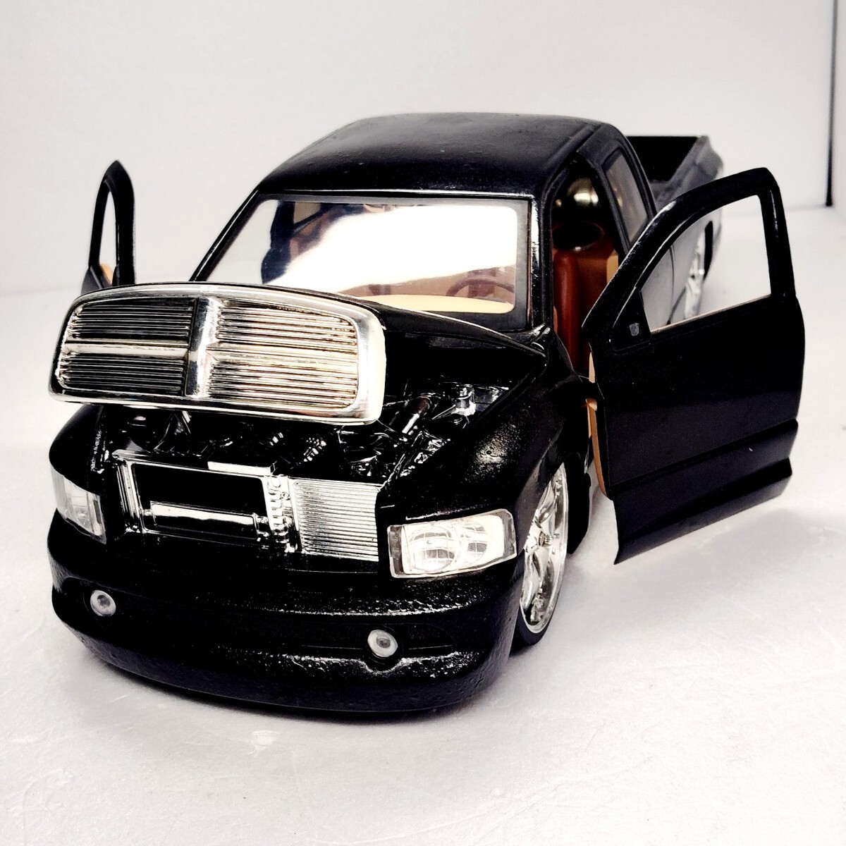 GT SPIRIT 1/18 ダッジ ラム Dodge Ram 2500 パワーワゴン