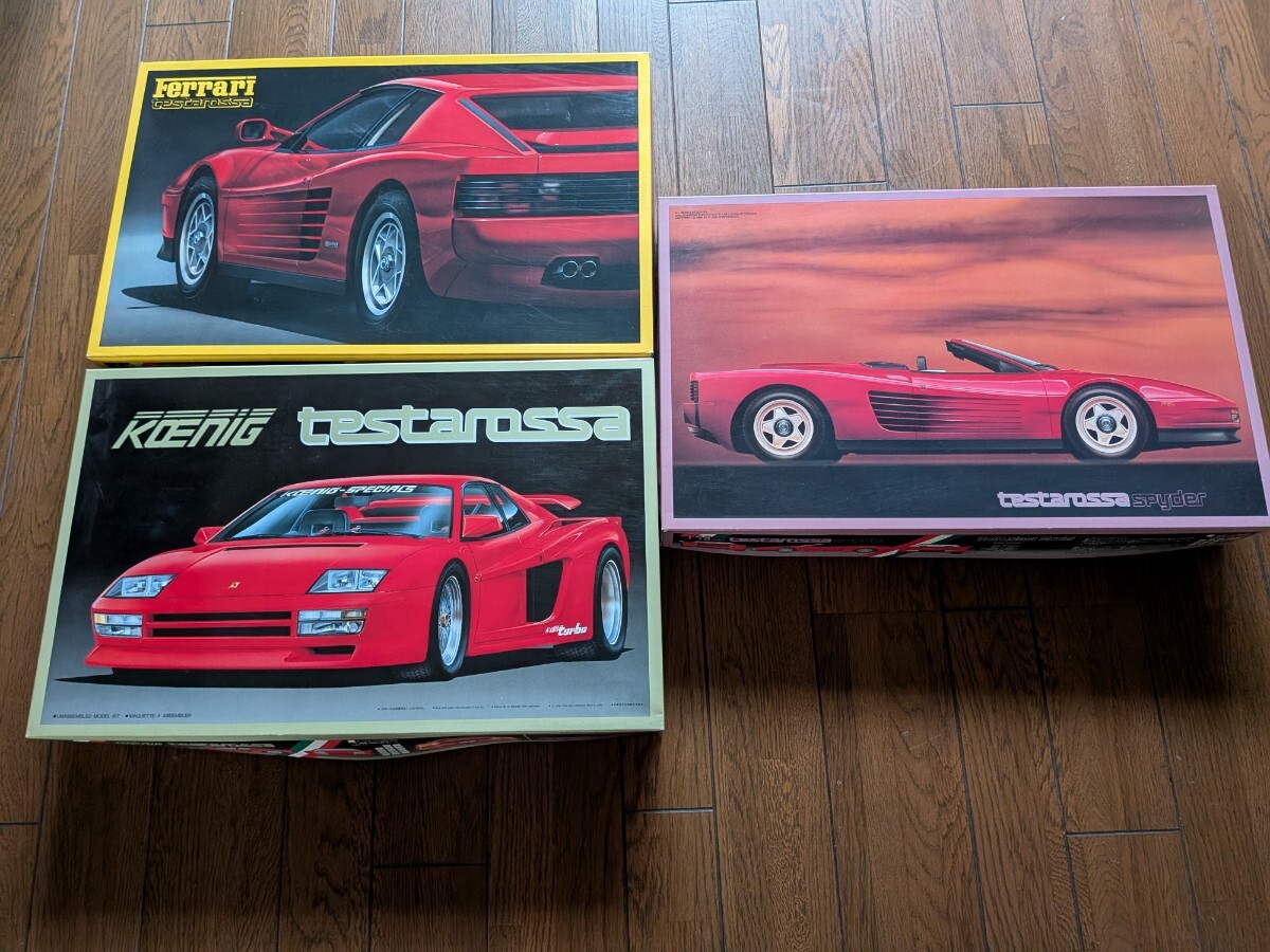 中古】未開封 レベル 1/24 フェラーリ テスタロッサ/デイトナ
