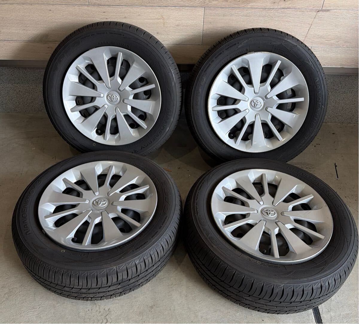 エブリィ　純正ホイール　14インチ　165/60R14 エブリィ純正 DA64W 165/60R14インチ 4.5J(+50) PCD100 4穴 タイヤ