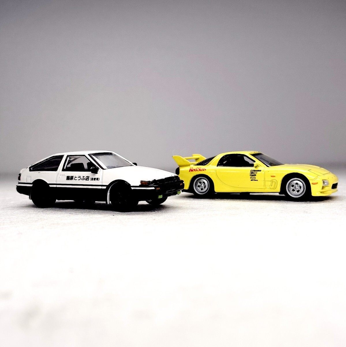 新品】☆ 頭文字 D イニシャル D AE86 トレノ（白） FD3S RX-7（赤城