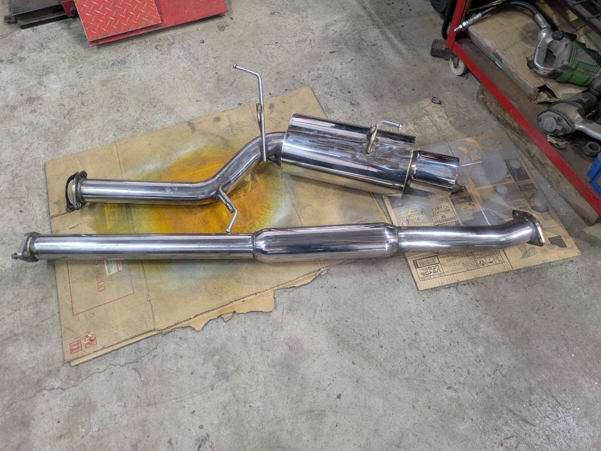 中古】GC8 インプレッサ HKS サイレントハイパワーマフラー 取説付きの