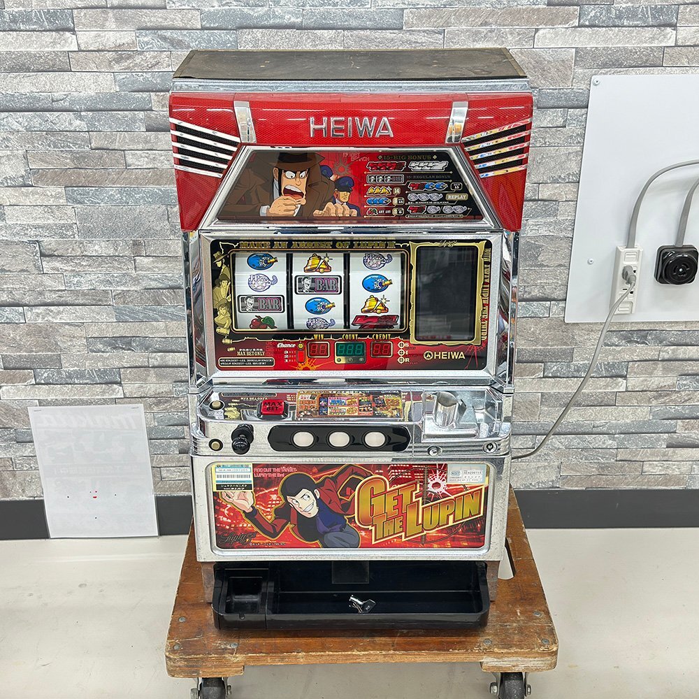 傷や汚れあり】HEIWA/平和 ◎ [主役は銭形] 4号機 スロット実機