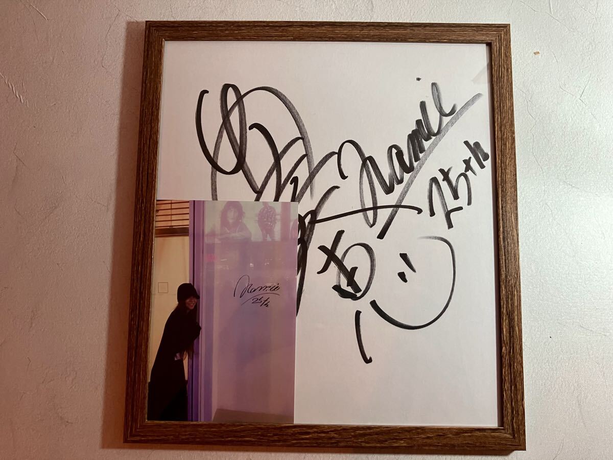 新品】安室奈美恵 直筆サイン入り写真 抽プレz9114の落札情報詳細