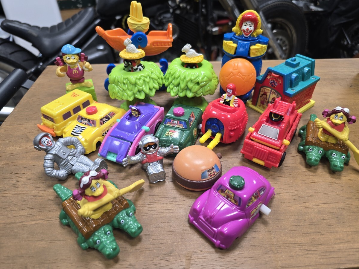 レトロ 1987年 1989年 80年代 マクドナルド ハッピーセット ハッピー