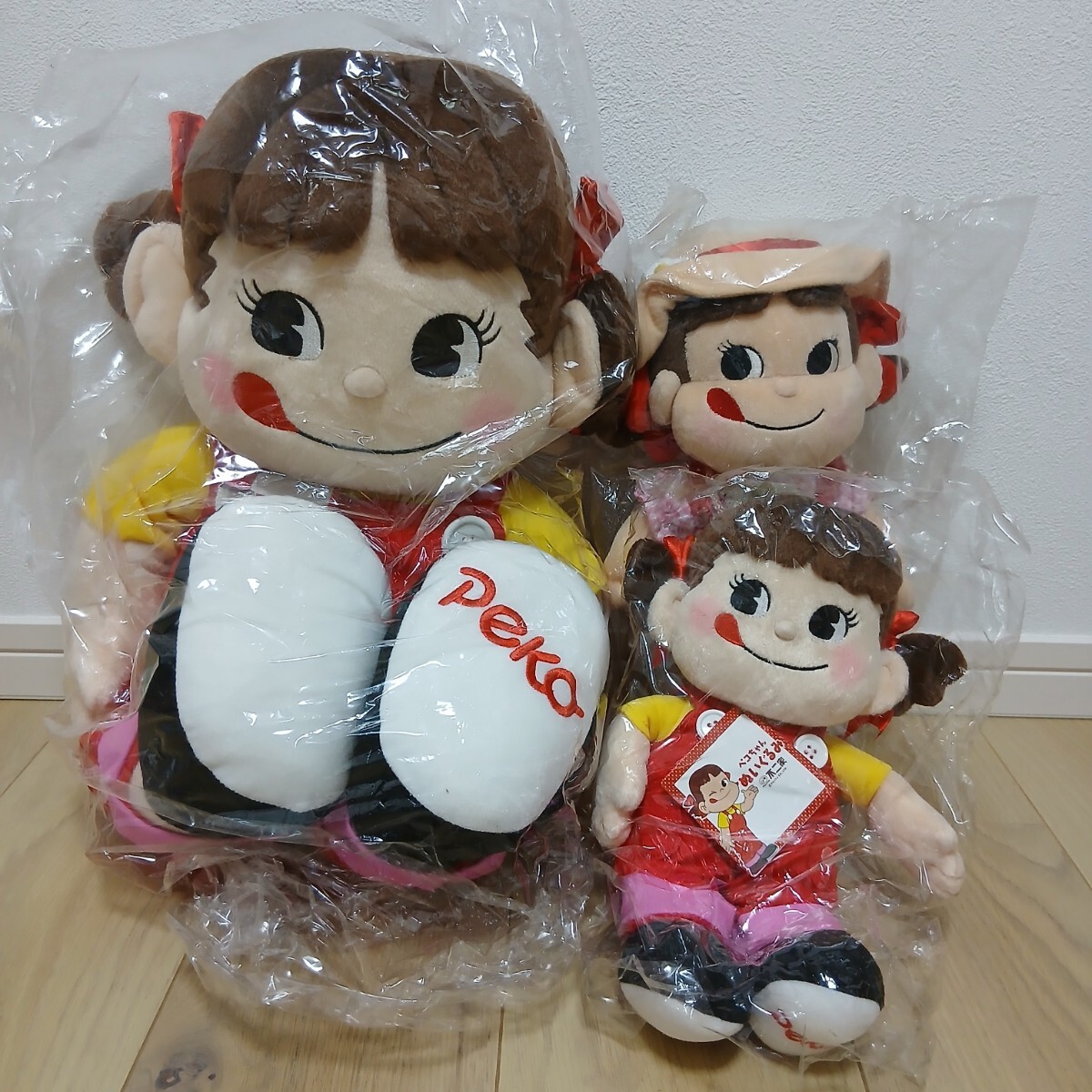 新品】ペコちゃん 特大ぬいぐるみ 激レア 不二家 新品 人形の落札情報