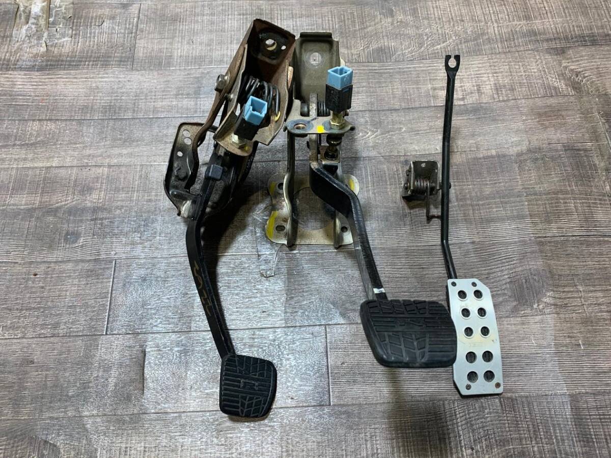 希少　eg6シビック アクセルペダル シビック EG6 アクセル、クラッチペダル 無限ペダルカバー 中古の落札