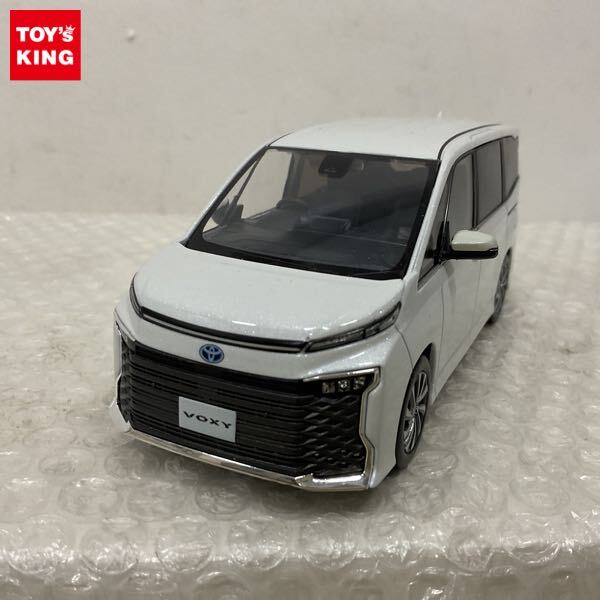 新品】1/24 トヨタ VOXY ヴォクシー ミニカー カラーサンプル 70系