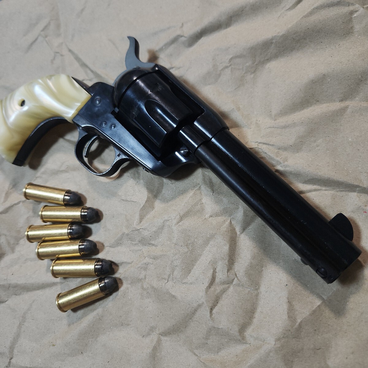 Desert Eagle .50AE ニキータ風カスタム Desert Eagle .50AE ニキータ風カスタム Desert Eagle .50AE ニキータ