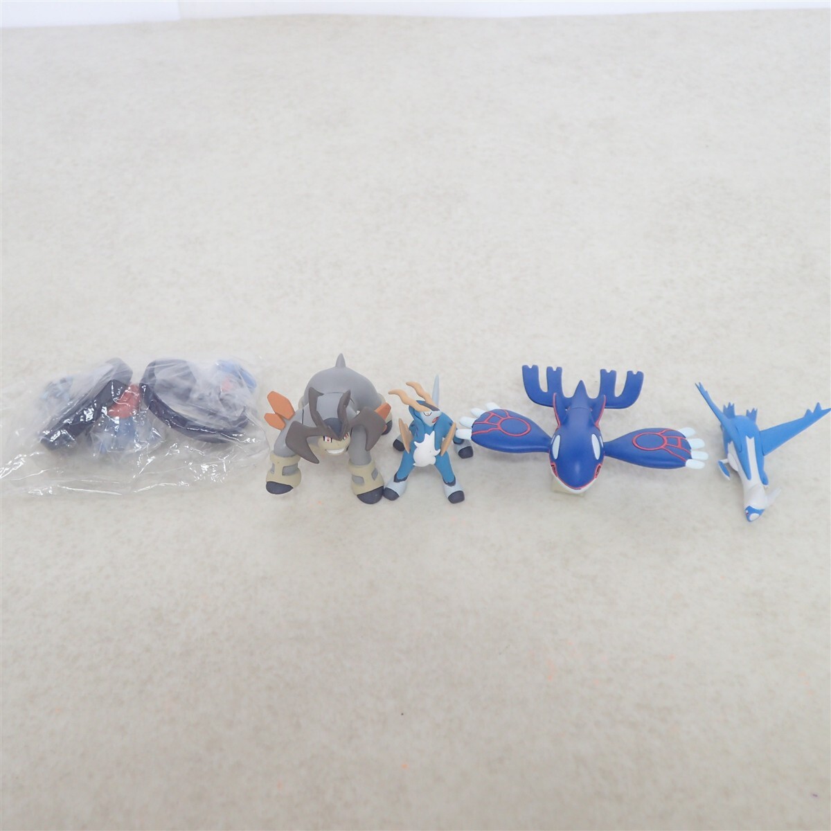 立体ポケモン図鑑 グラードン レックウザ カイオーガの落札情報詳細