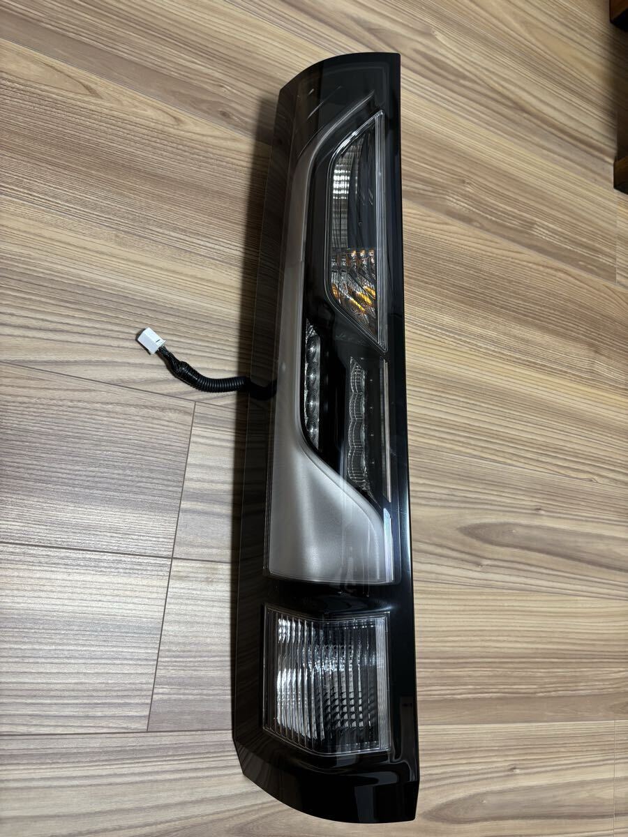 ステップワゴン RF3 4 RF5 6 7 8 スパーダ 後期 フルLEDテールレンズ