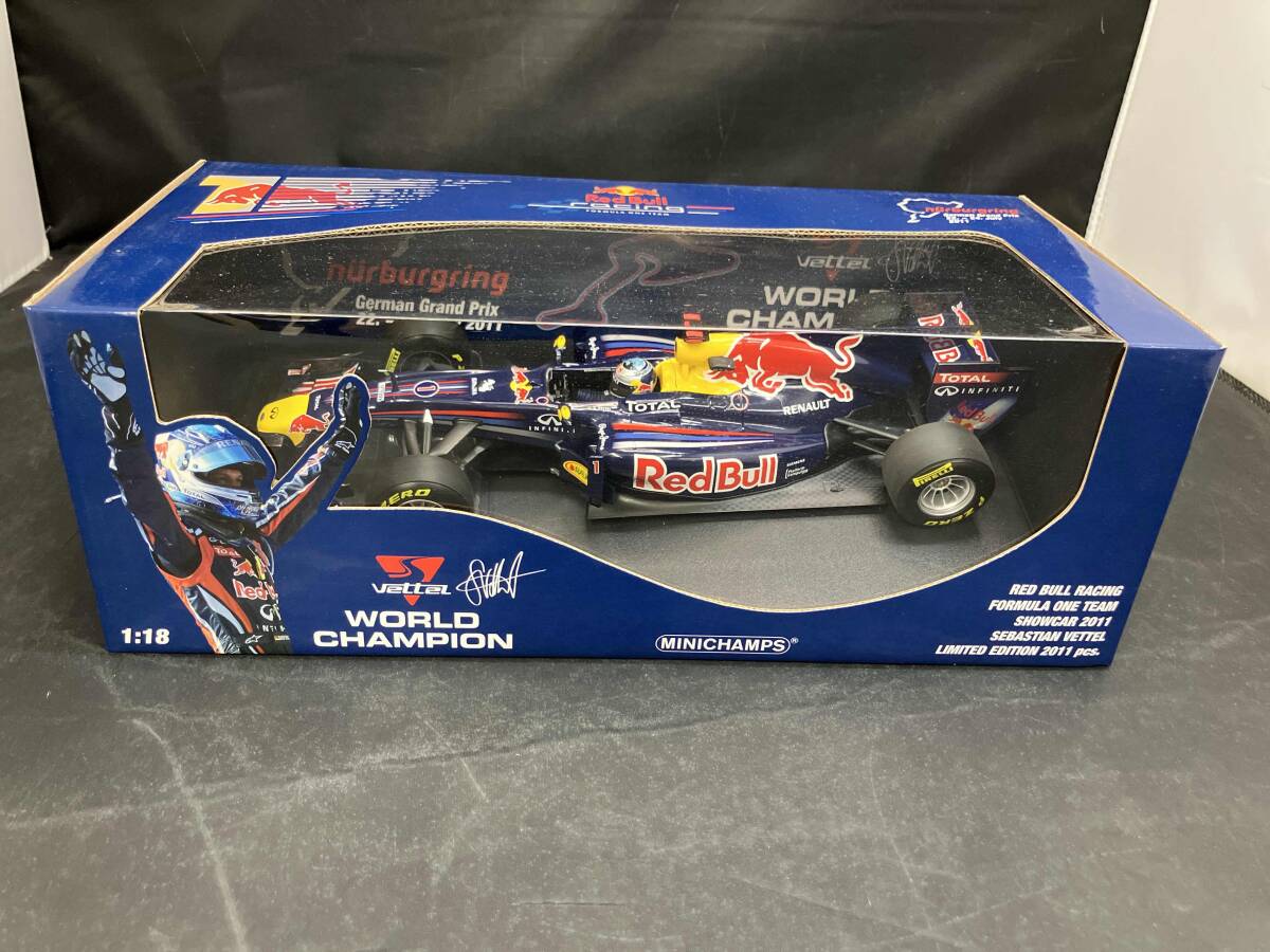 AUTOart オートアート 1/18 GRAN TURISMO RED BULL X2010 S.VETTEL
