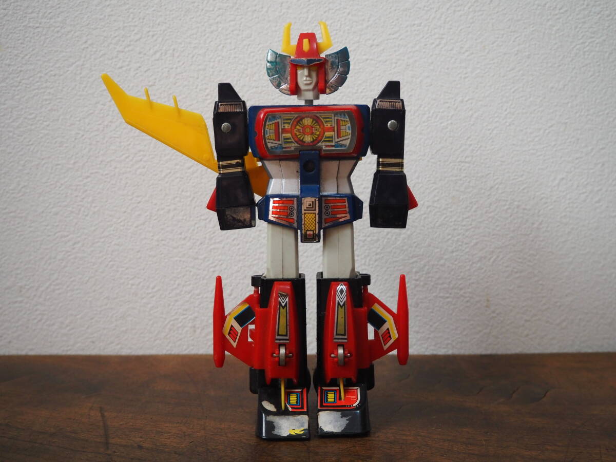 アオシマ製『無敵ロボ トライダーG7（おやこマシン等）』プラモデル