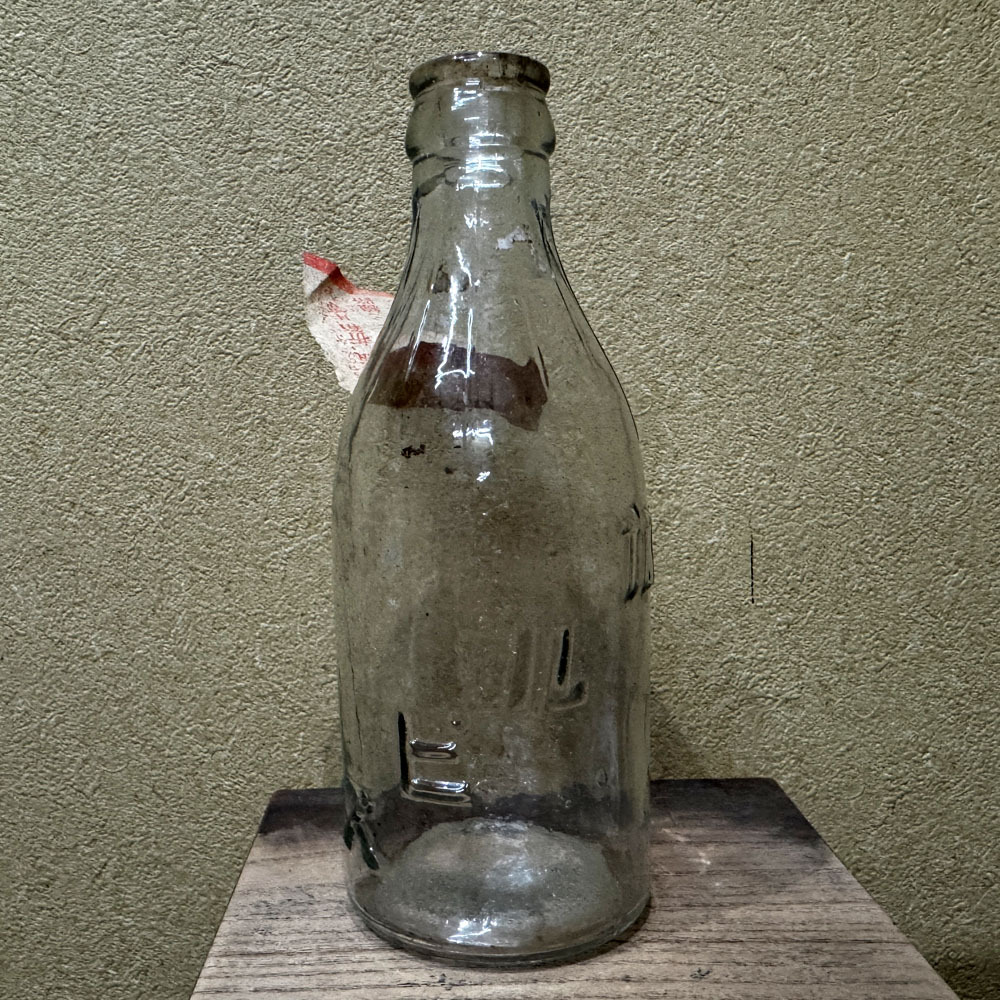 a⑤ チキンソース ガラス瓶 容器 / 昭和レトロ 広告 醤油瓶 古い 昔 の