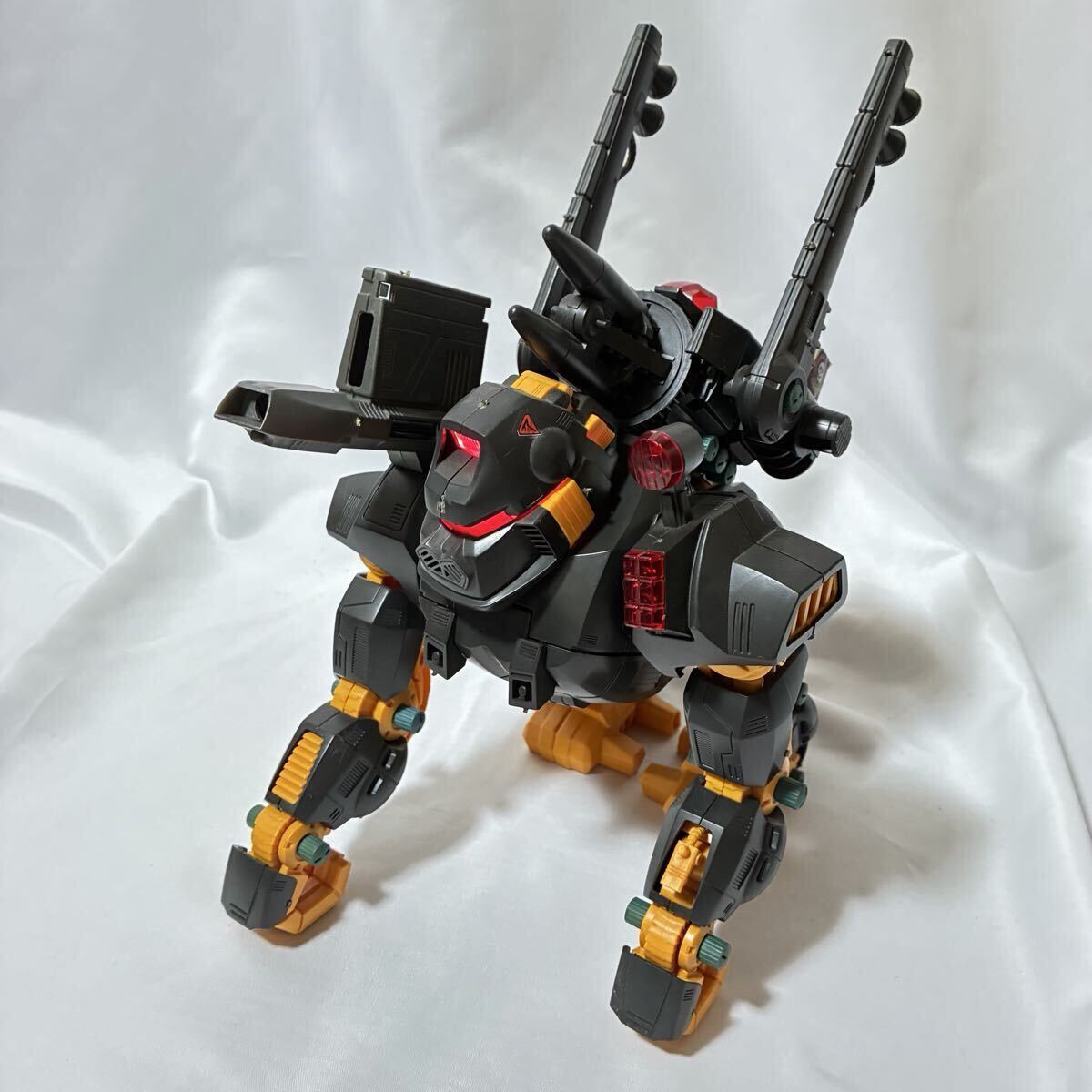 旧ゾイド メカ生体ゾイド アイアンコング〈ゴリラ型〉重装甲格闘攻撃型