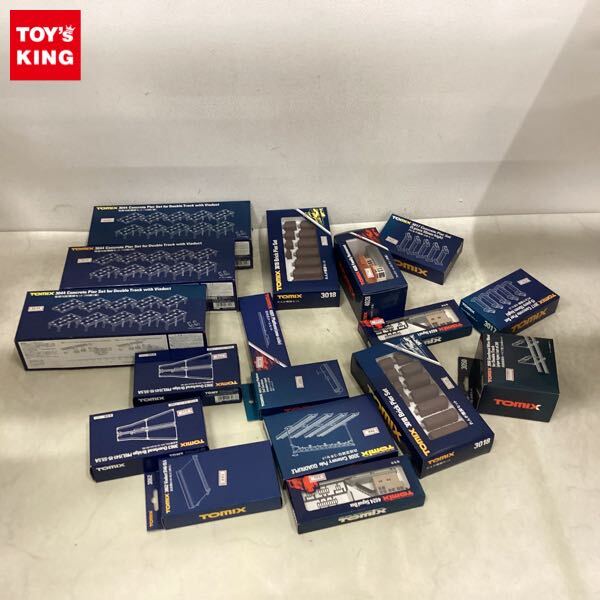 BANDAI バンダイ 当時物 1990年 アンパンマン ねんどでファミリー