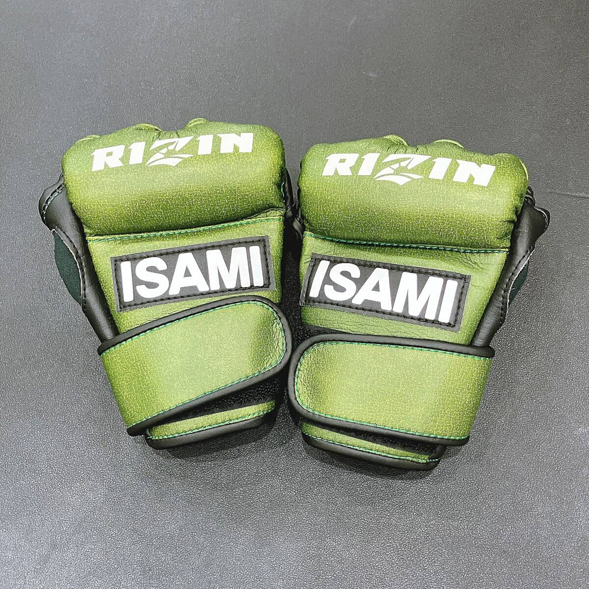 RIZINライジン公式 オープンフィンガーグローブUSED!!格闘技練習用など