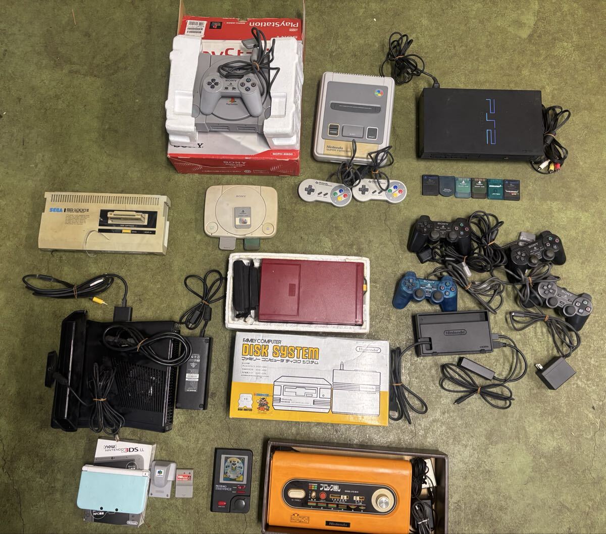 久81898 SEGA コンピュータビデオゲーム用 ハンドルコントローラー SH
