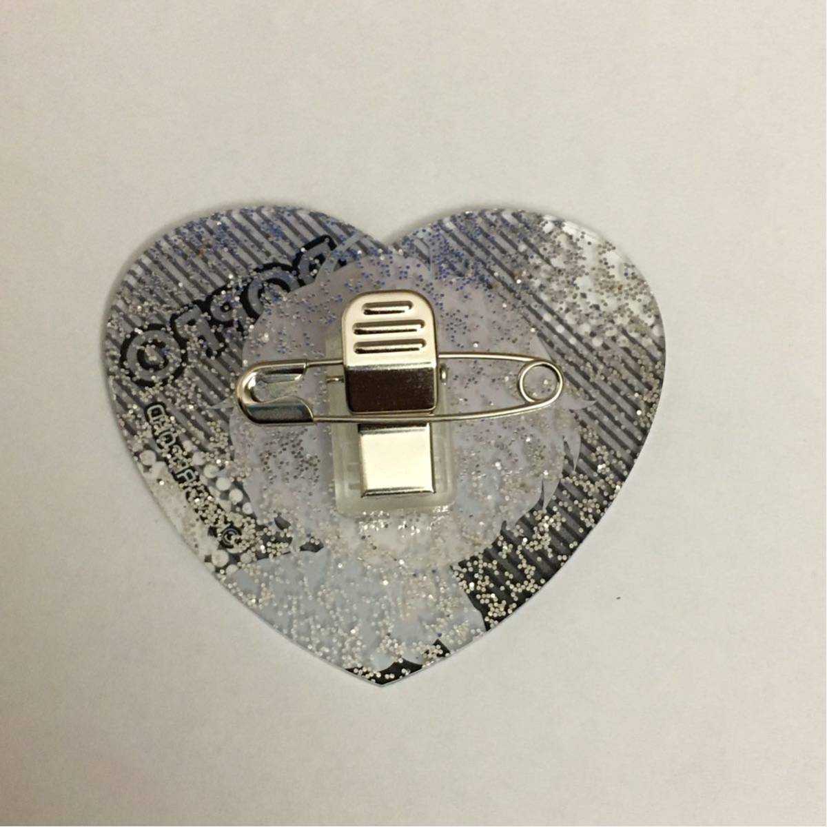 ヒプマイ ハート型 ラメ バッジ ヒプマイ ハート型 ラメ バッジ Amazon