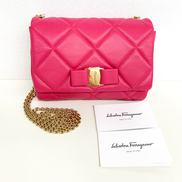 サルヴァトーレフェラガモ 22 C150 ショルダーバッグ Salvatore Ferragamo - サルヴァトーレフェラガモ 22 C150 ショルダー
