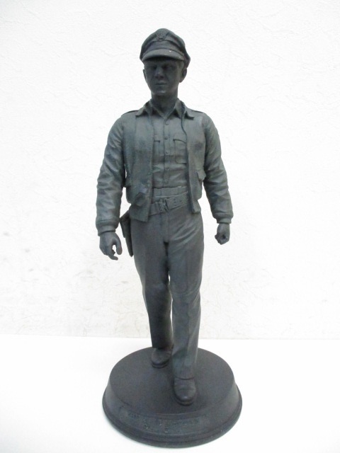 TOYS McCOY Steve McQueen CAPTAIN McCOY STATUE USAAF PILOT トイズ