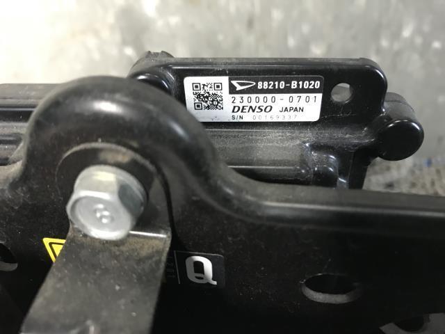 タンク DBA-M900A フロントカメラ レーダーセンサー 88210-B2010