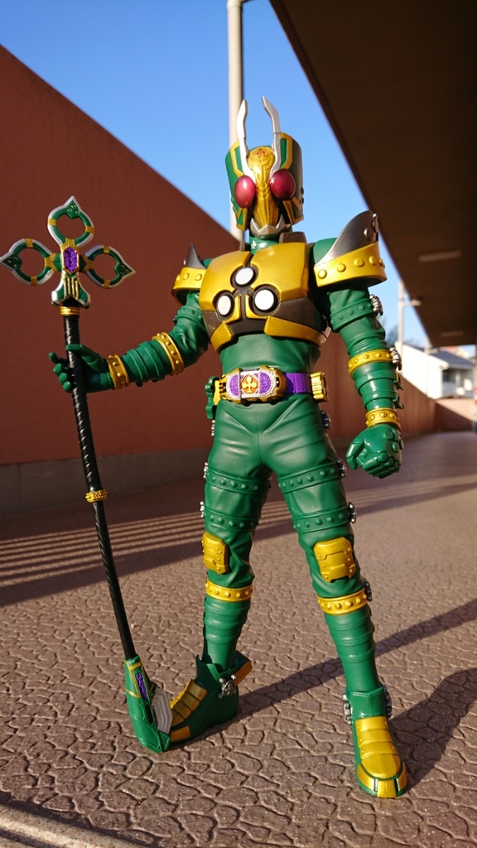 新品】【未開封品】仮面ライダーブレイド「ビッグサイズソフビ 仮面
