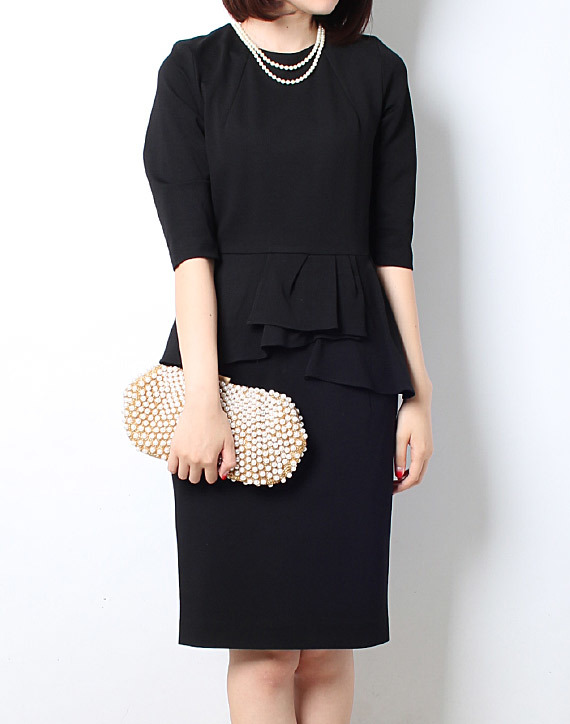 新品 フリッカflica ペプラムワンピ黒 ユナイテッドアローズ トゥモローランド新品 の落札情報詳細 ヤフオク落札価格情報 オークフリー スマートフォン版