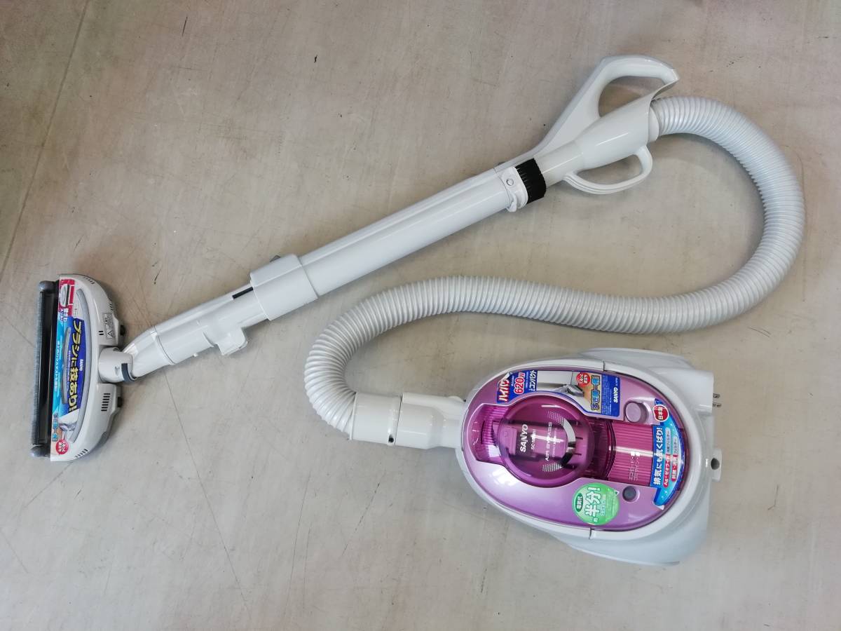 新品】【OM61】サンヨー SANYO 紙パック式 掃除機 SC-MP8M 2011年製