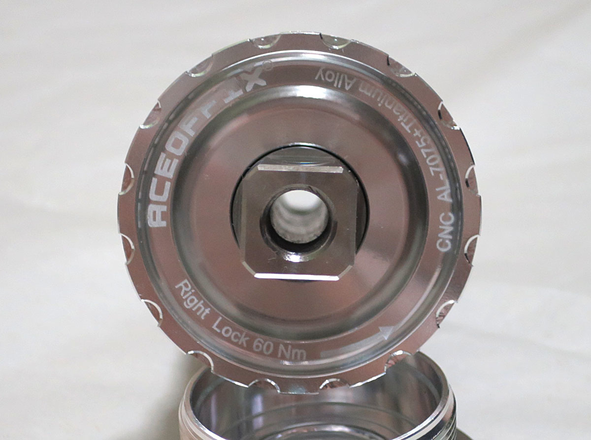 新品】ACEOFFIX スクエアテーパー BB 113mm 148g 銀 超軽量 中空チタン
