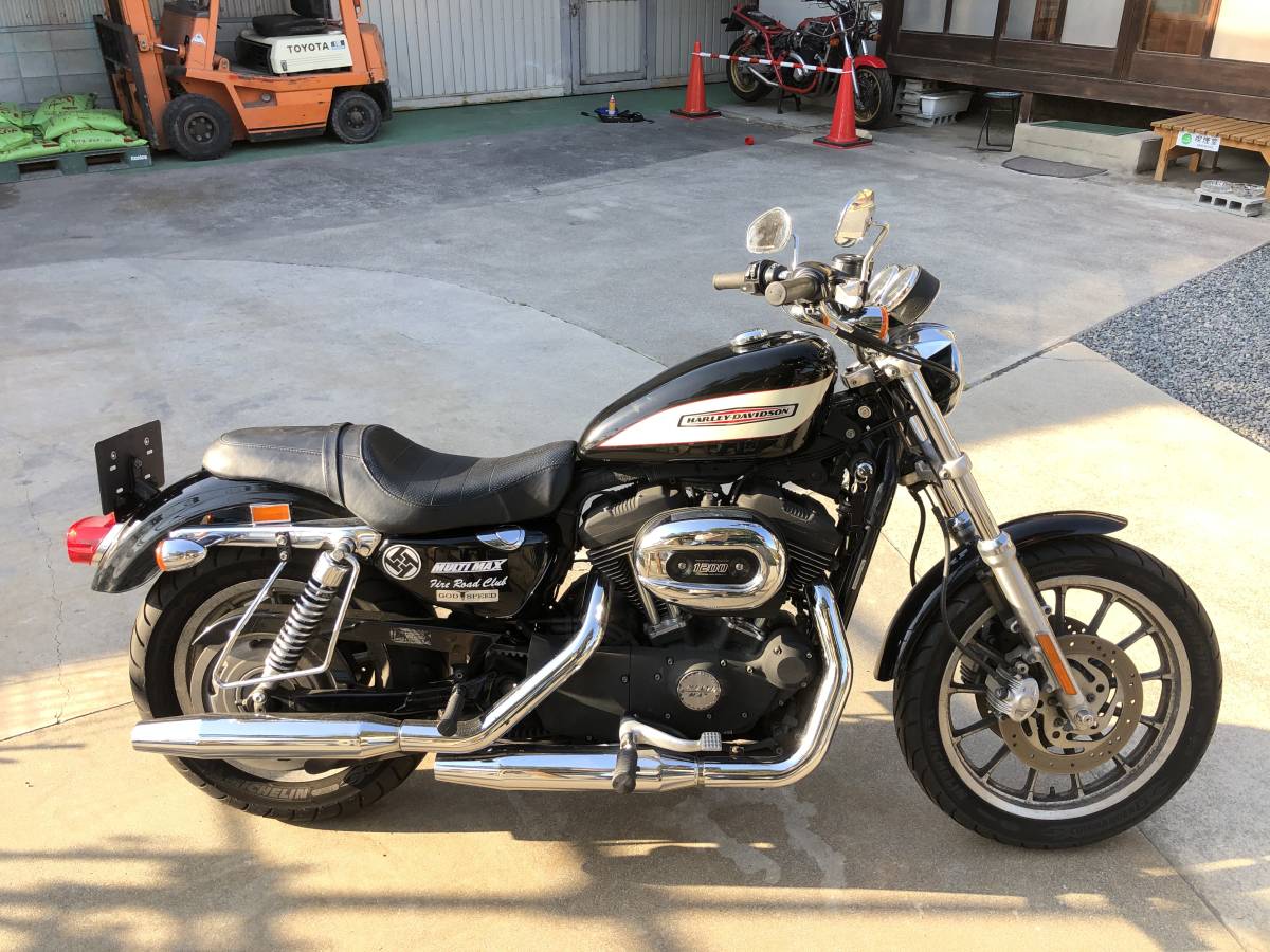 スポーツスター XL1200R 2007年式 ドコドコ鼓動感溢れるバイクですの