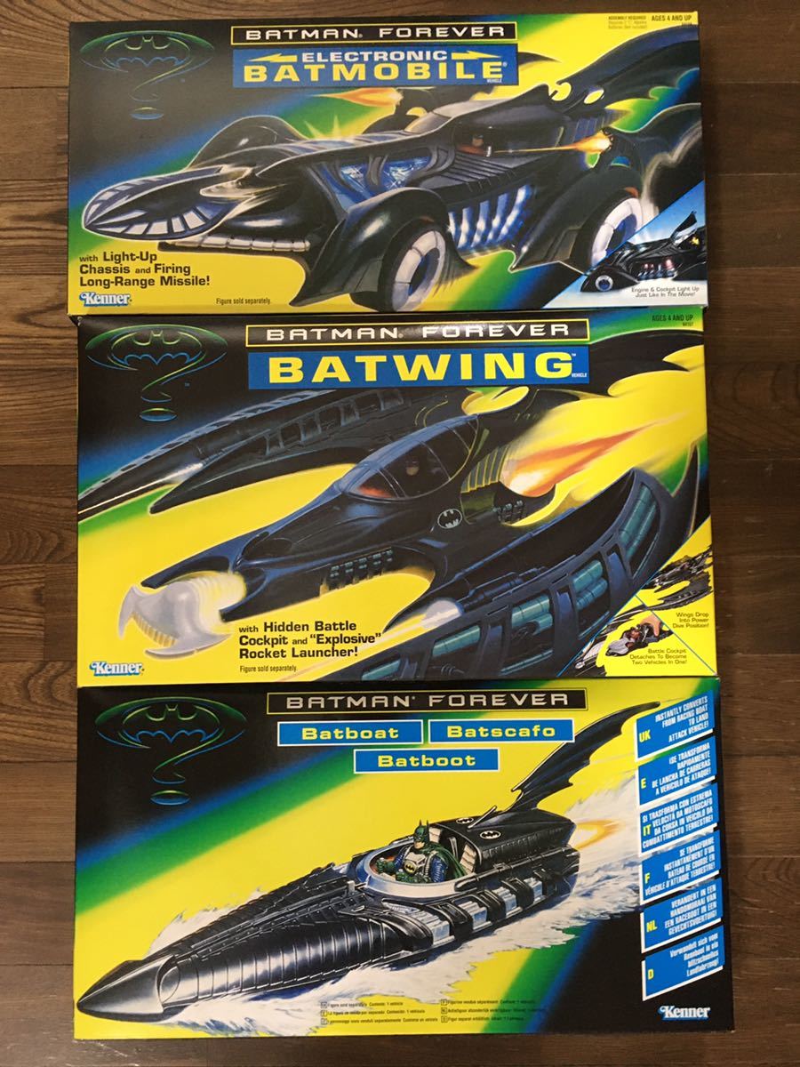 【BATMAN】バットモービル＆バットウィング BATMAN & ROBIN BATMOBILEのレビュー！最低作品賞ノミネート映画でも